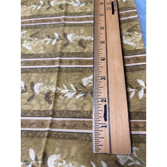 Natural Splendor Cotton Fat Quarter Fabric 18" x 22" Botanical Design By Cynthia - Picture 2 of 5